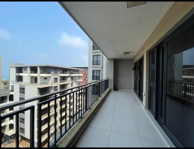 2 BEDROOM APARTMENT FOR SALE IN UMHLANGA CENTRAL